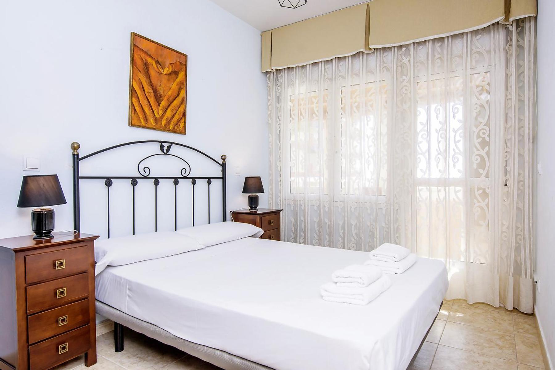 Aguilas Delicias Piscina Wifi Ac Parking Gratis 外观 照片